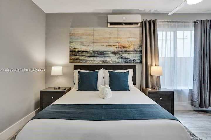 Small Image of 1321 SOUTH 16TH AVE, Hollywood Number 40