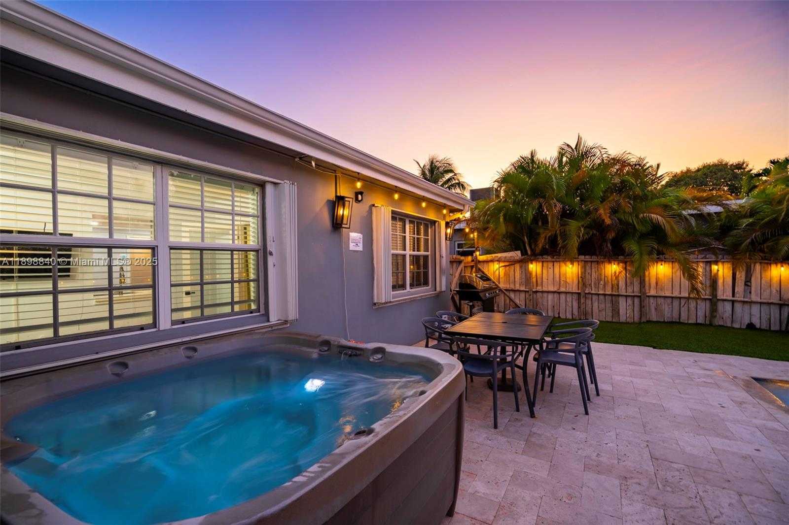 Small Image of 1305 FUNSTON ST, Hollywood Number 21