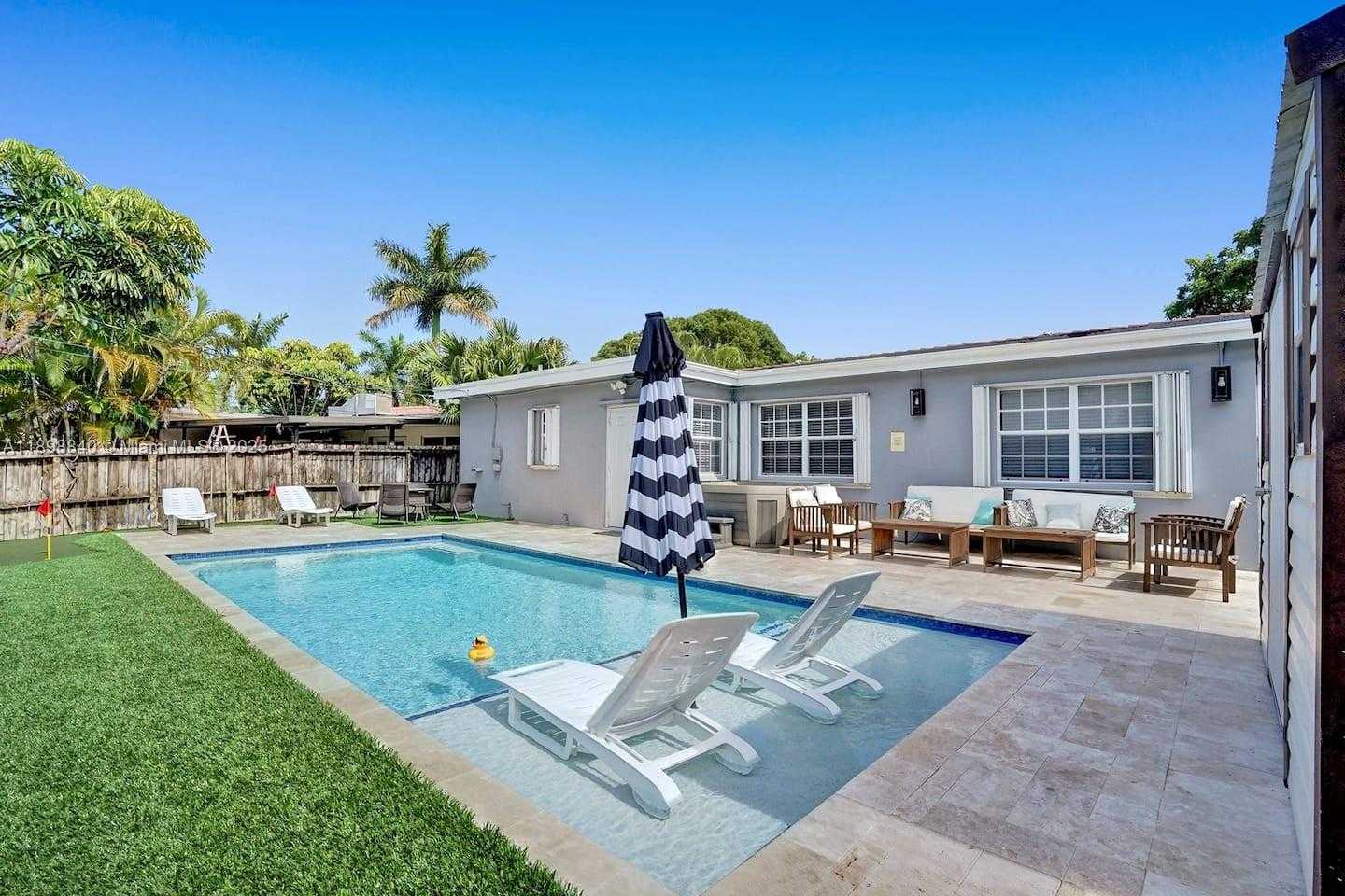 Small Image of 1305 FUNSTON ST, Hollywood Number 24