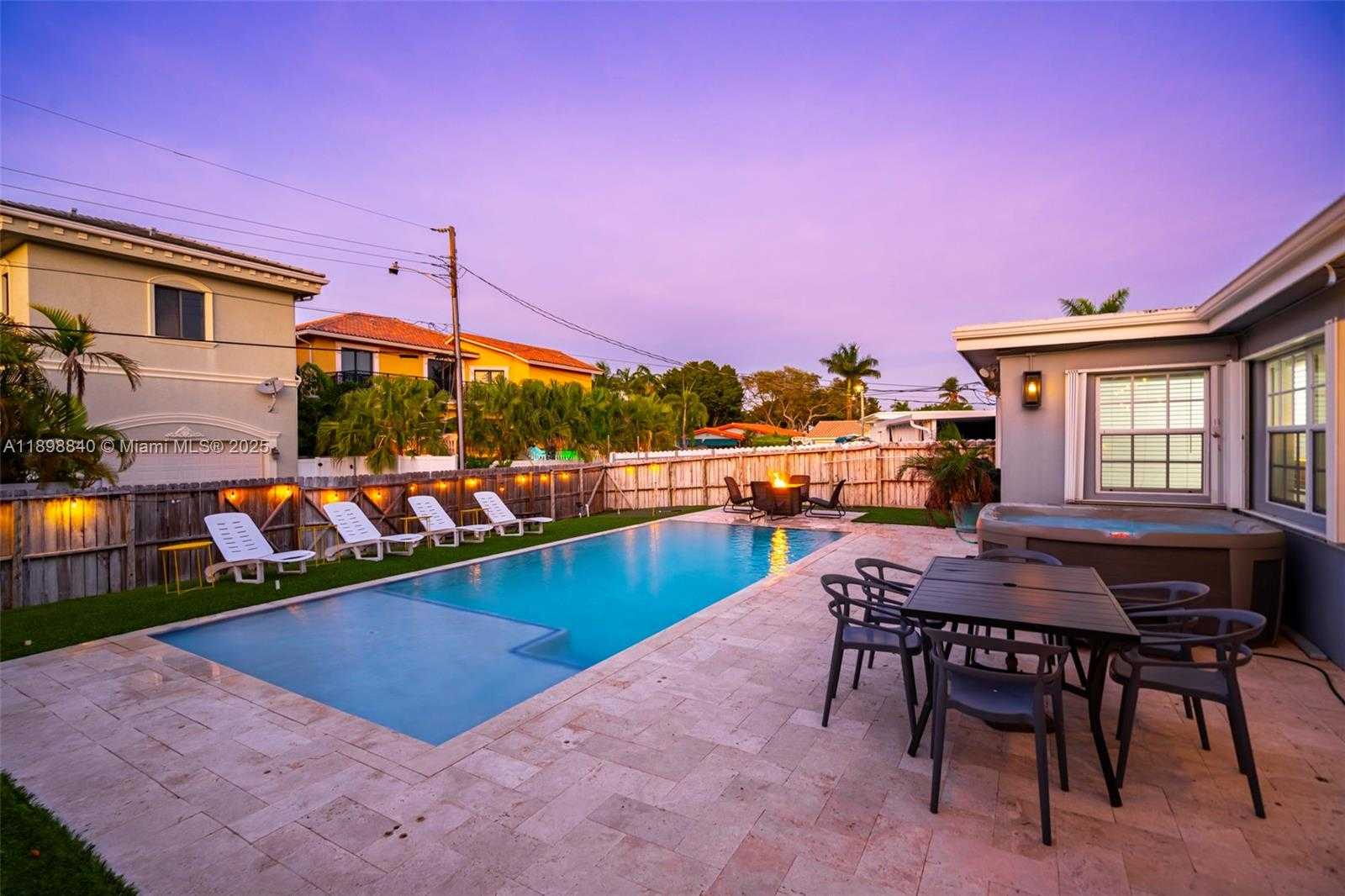 Small Image of 1305 FUNSTON ST, Hollywood Number 26