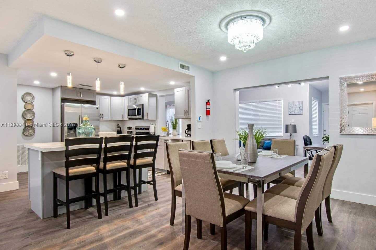 Small Image of 1305 FUNSTON ST, Hollywood Number 39