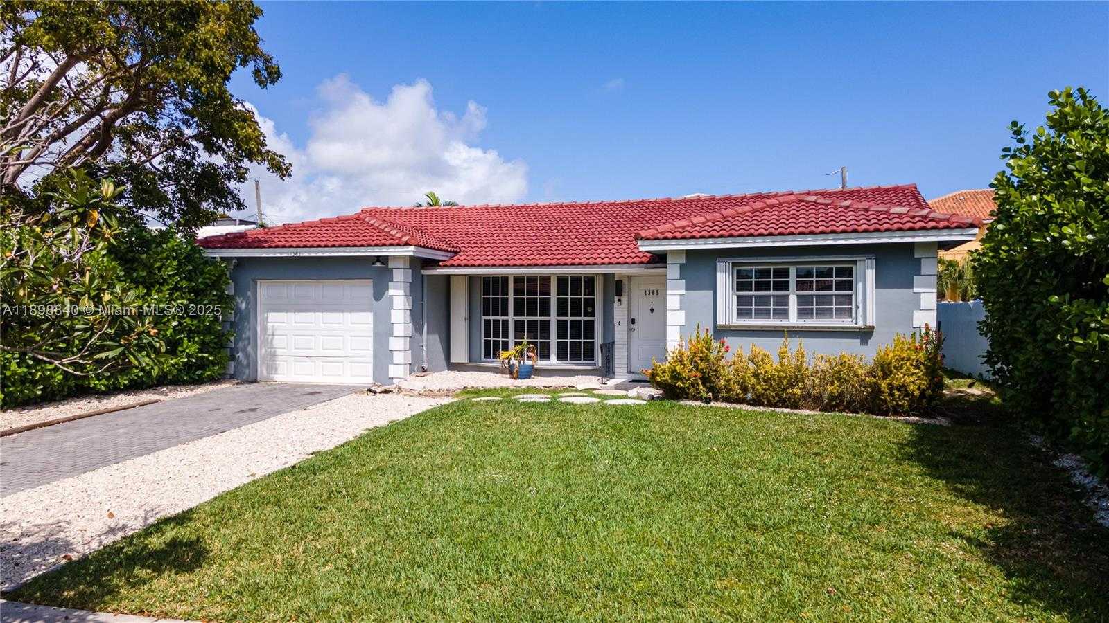 Small Image of 1305 FUNSTON ST, Hollywood Number 78