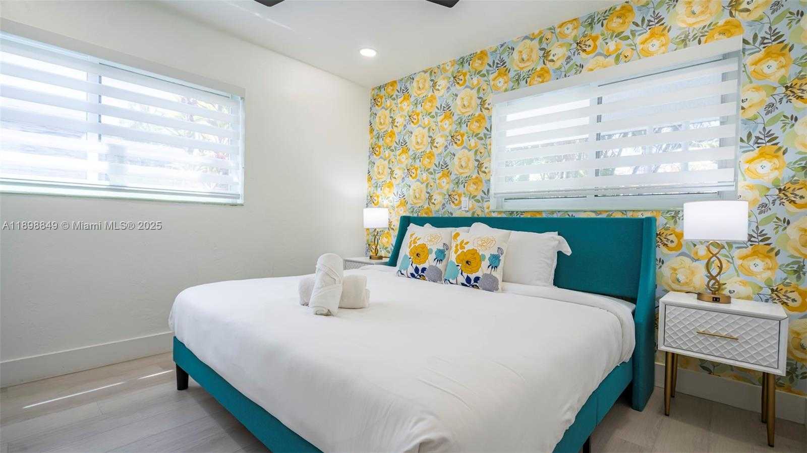 Small Image of 1230 JOHNSON ST, Hollywood Number 26