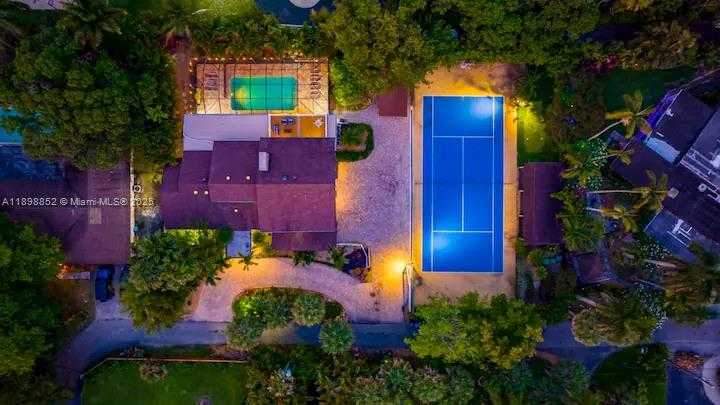 Small Image of 2120 SOUTH WEST 28TH WAY, Fort Lauderdale Number 3