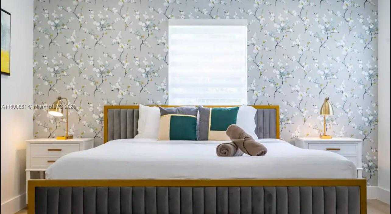 Small Image of 725 HARRISON ST, Hollywood Number 19