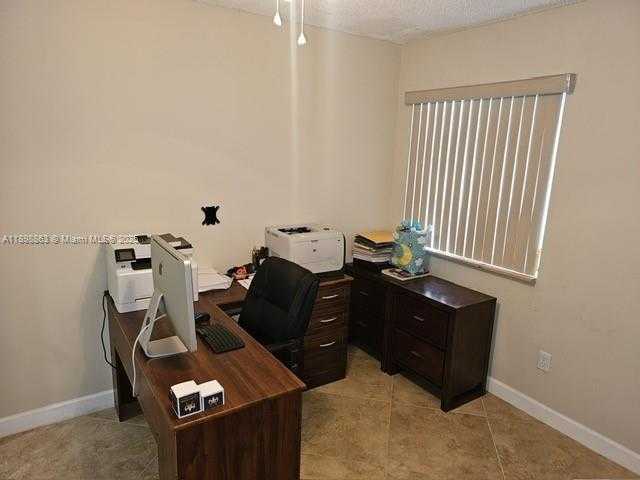 Small Image of 8660 SOUTH WEST 14TH ST, Pembroke Pines Number 11