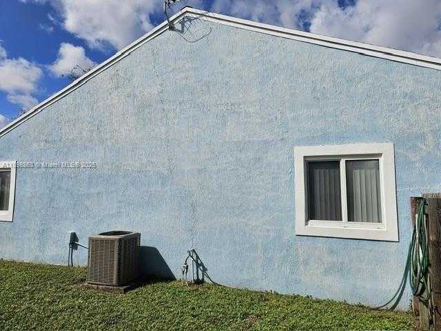 Small Image of 8660 SOUTH WEST 14TH ST, Pembroke Pines Number 2