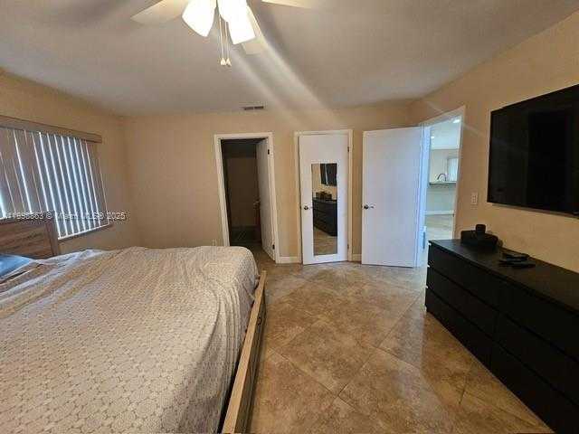 Small Image of 8660 SOUTH WEST 14TH ST, Pembroke Pines Number 6