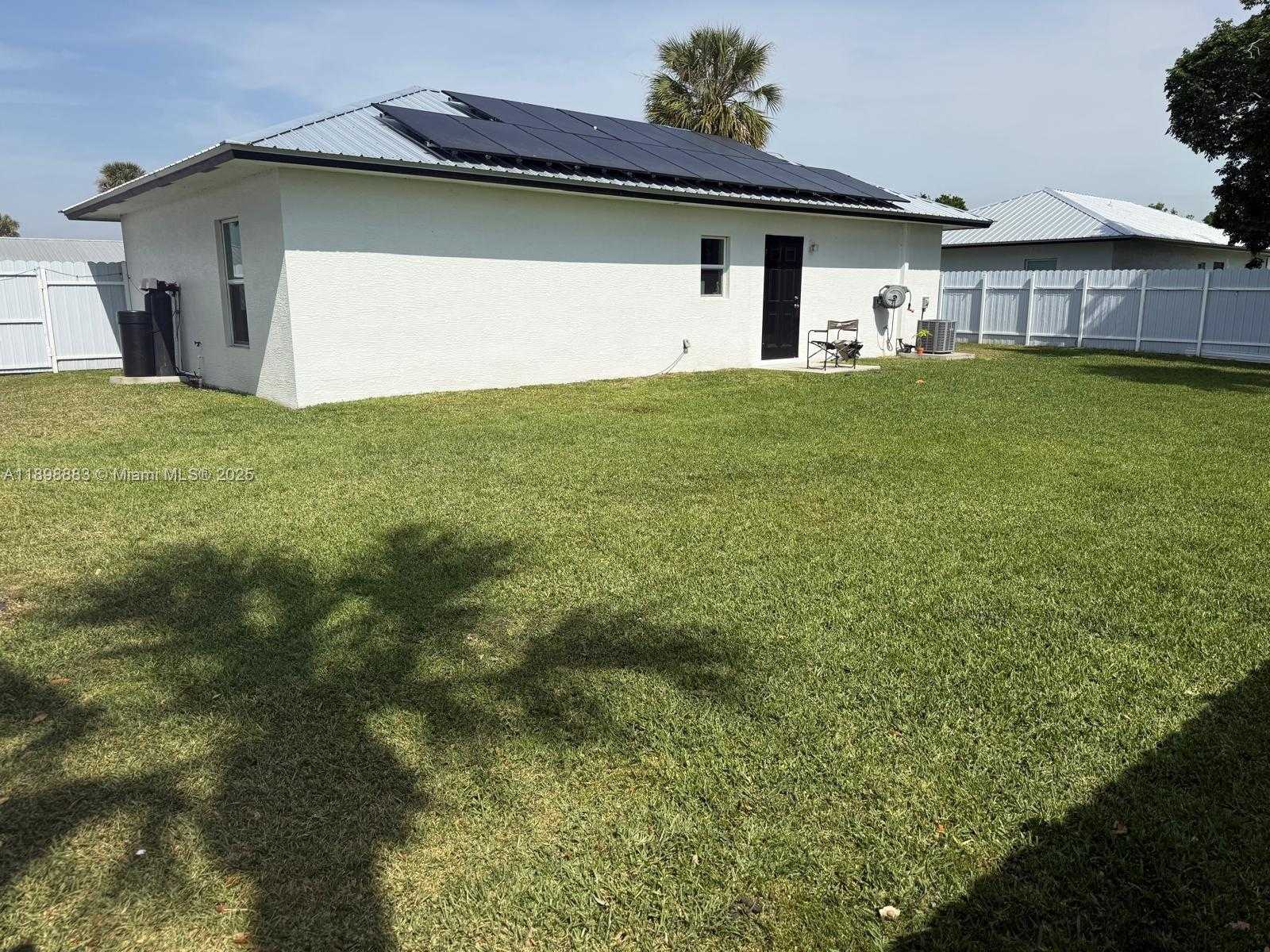 Small Image of 5218 SE 43 ST, Okeechobee Number 17