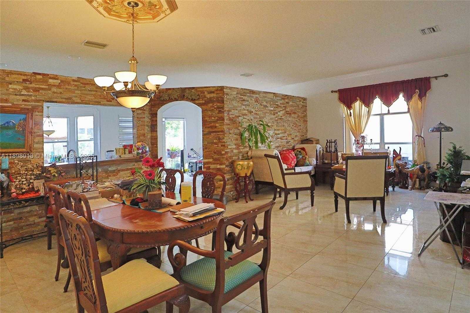Small Image of 13463 SOUTH WEST 27TH ST, Miramar Number 14