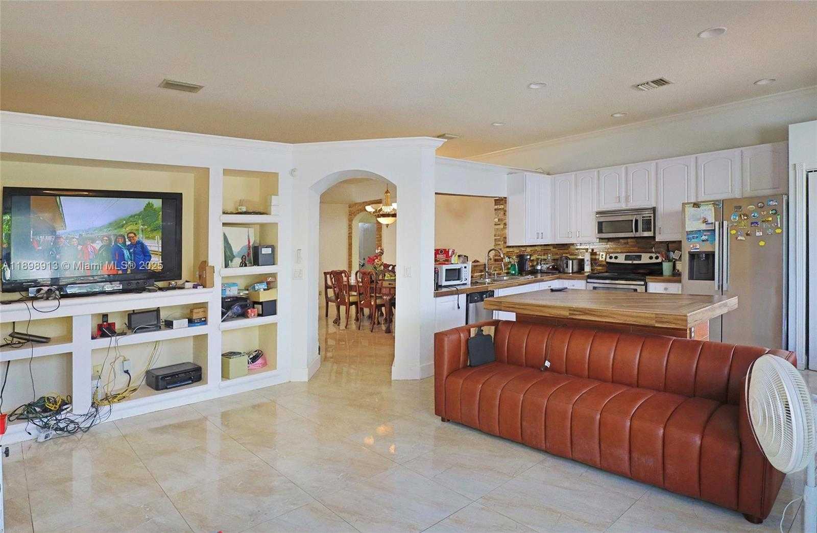 Small Image of 13463 SOUTH WEST 27TH ST, Miramar Number 17
