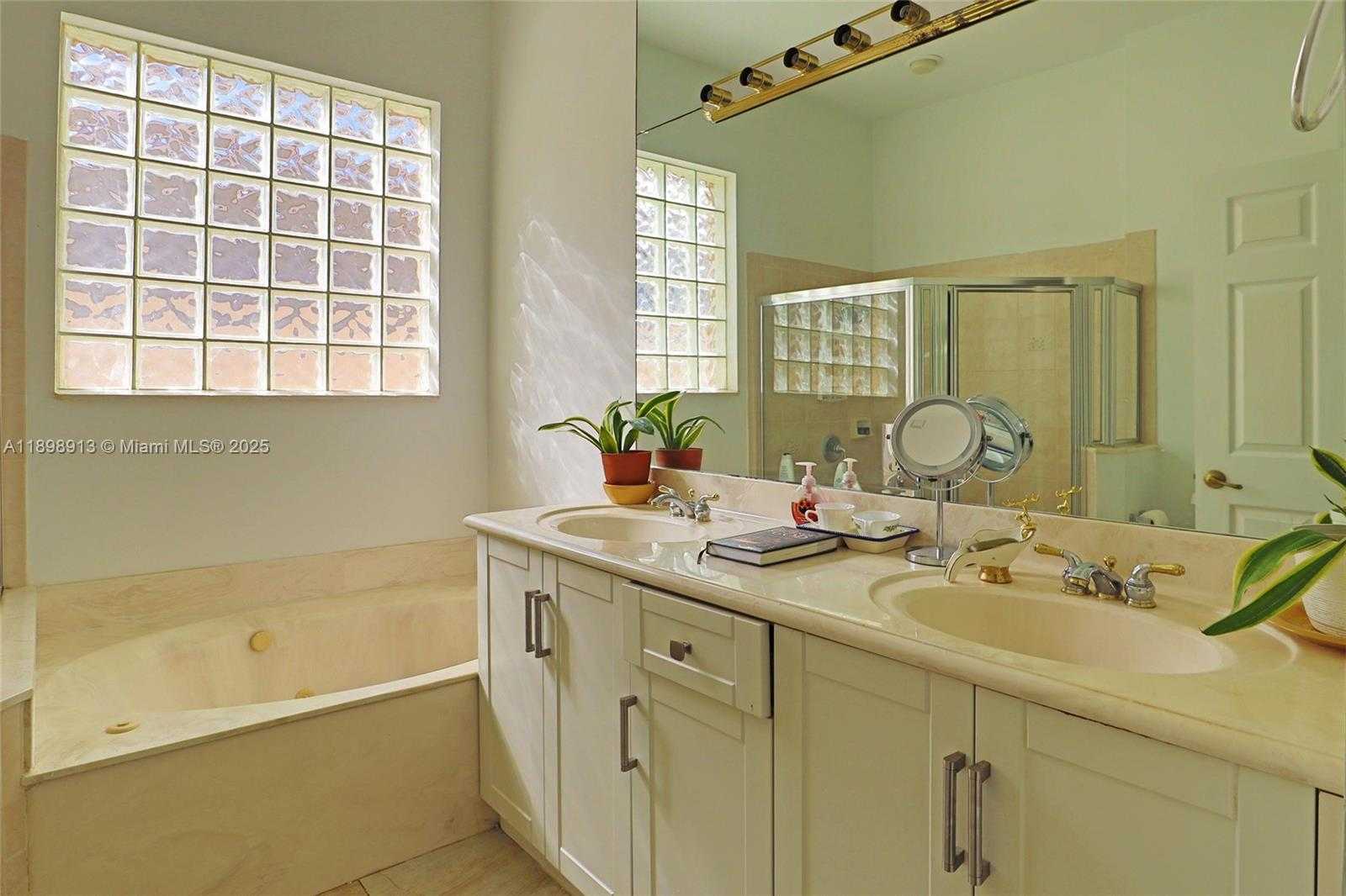 Small Image of 13463 SOUTH WEST 27TH ST, Miramar Number 21