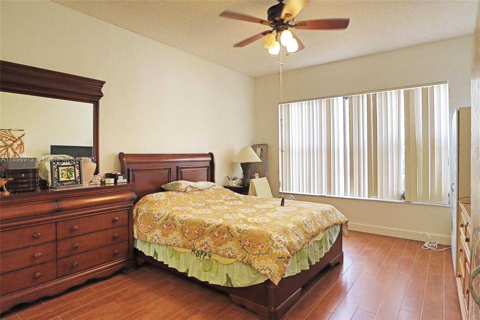 Small Image of 13463 SOUTH WEST 27TH ST, Miramar Number 24