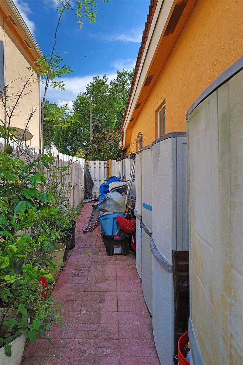 Small Image of 13463 SOUTH WEST 27TH ST, Miramar Number 33