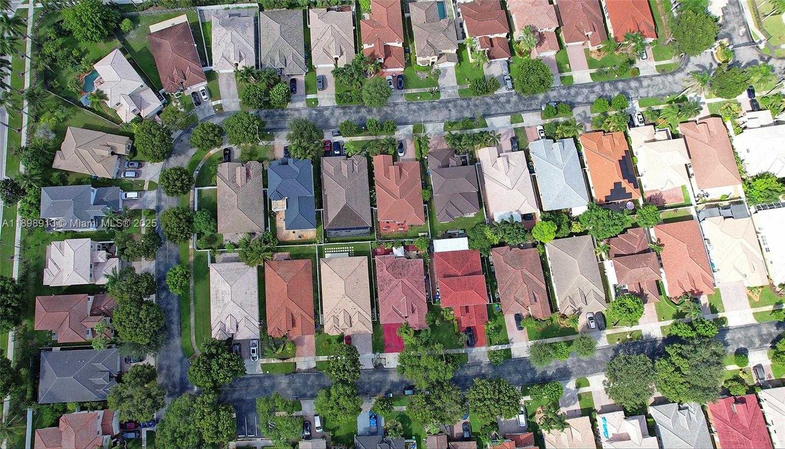 Small Image of 13463 SOUTH WEST 27TH ST, Miramar Number 4