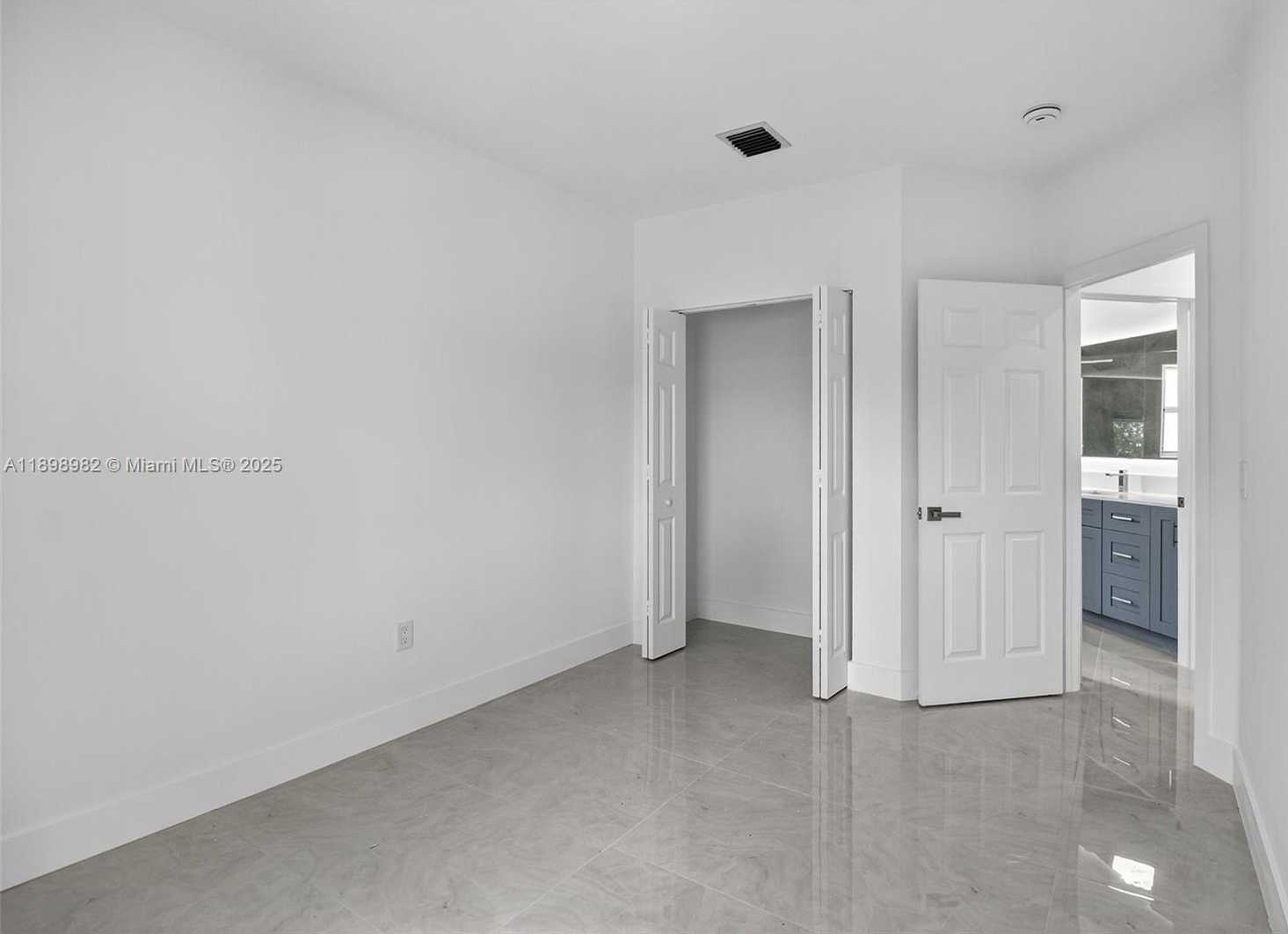 Small Image of 11244 NORTH WEST 58TH TER, Doral Number 28
