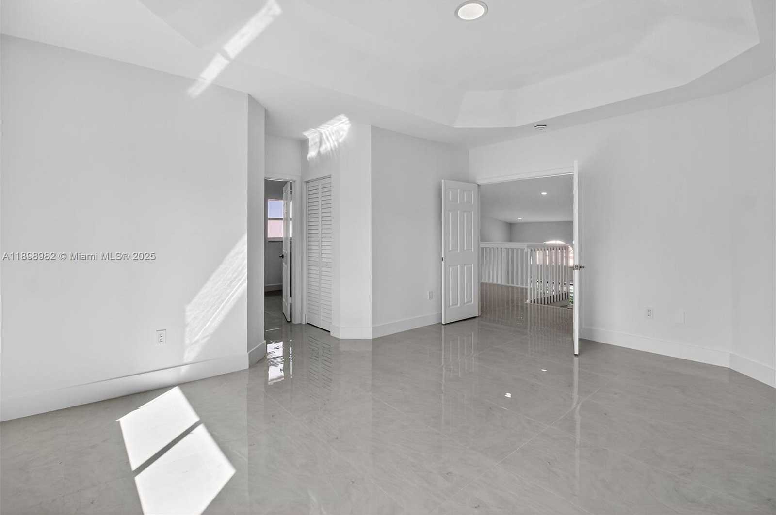 Small Image of 11244 NORTH WEST 58TH TER, Doral Number 60