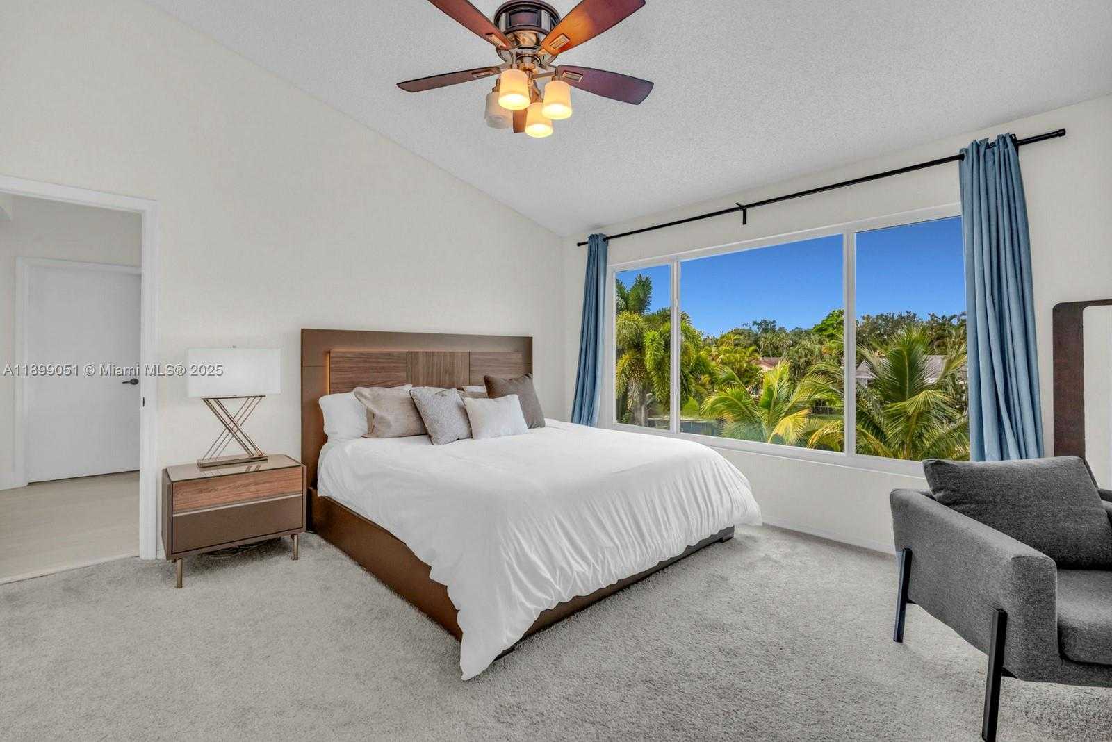 Small Image of 10045 GROVE LN, Cooper City Number 27