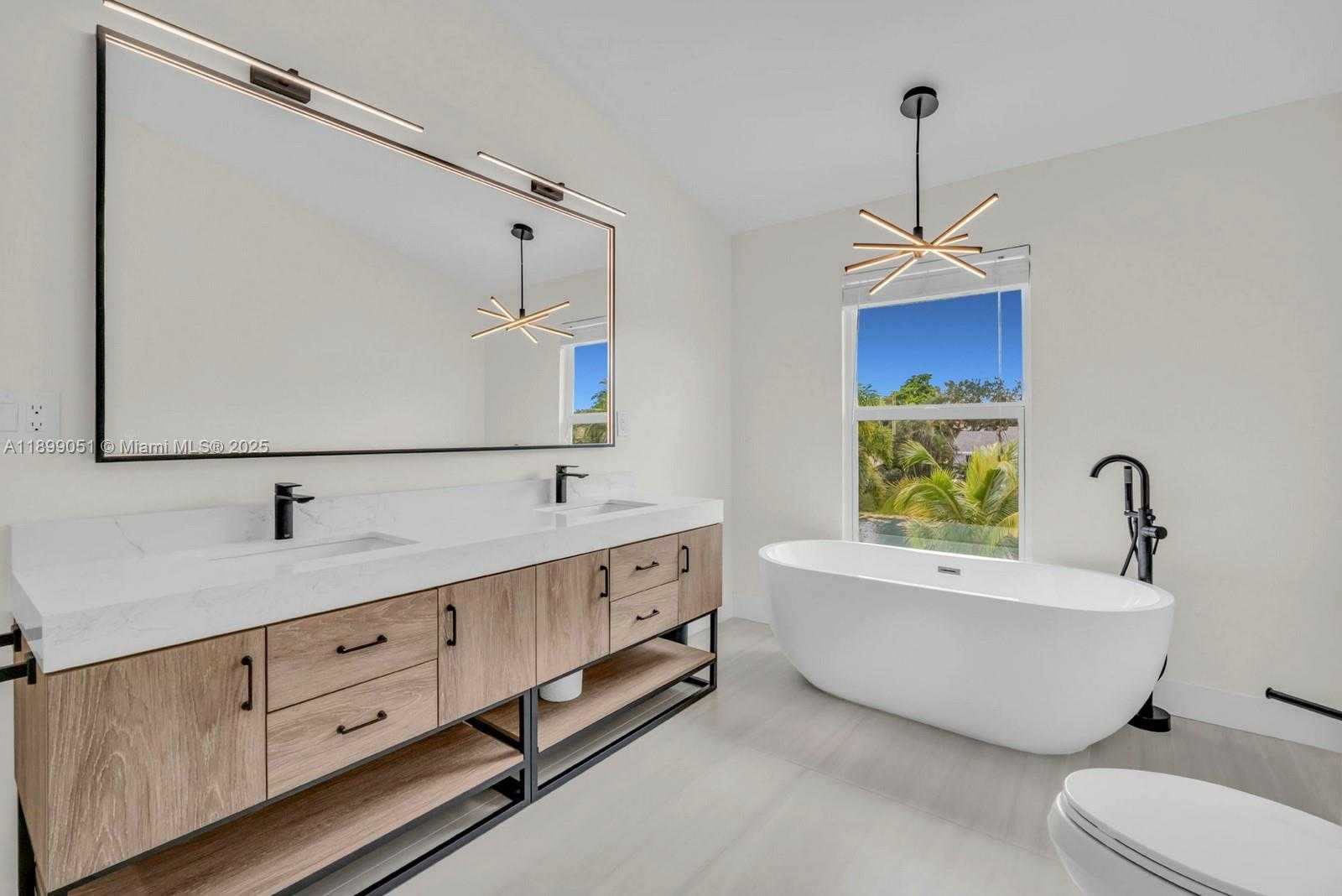 Small Image of 10045 GROVE LN, Cooper City Number 31