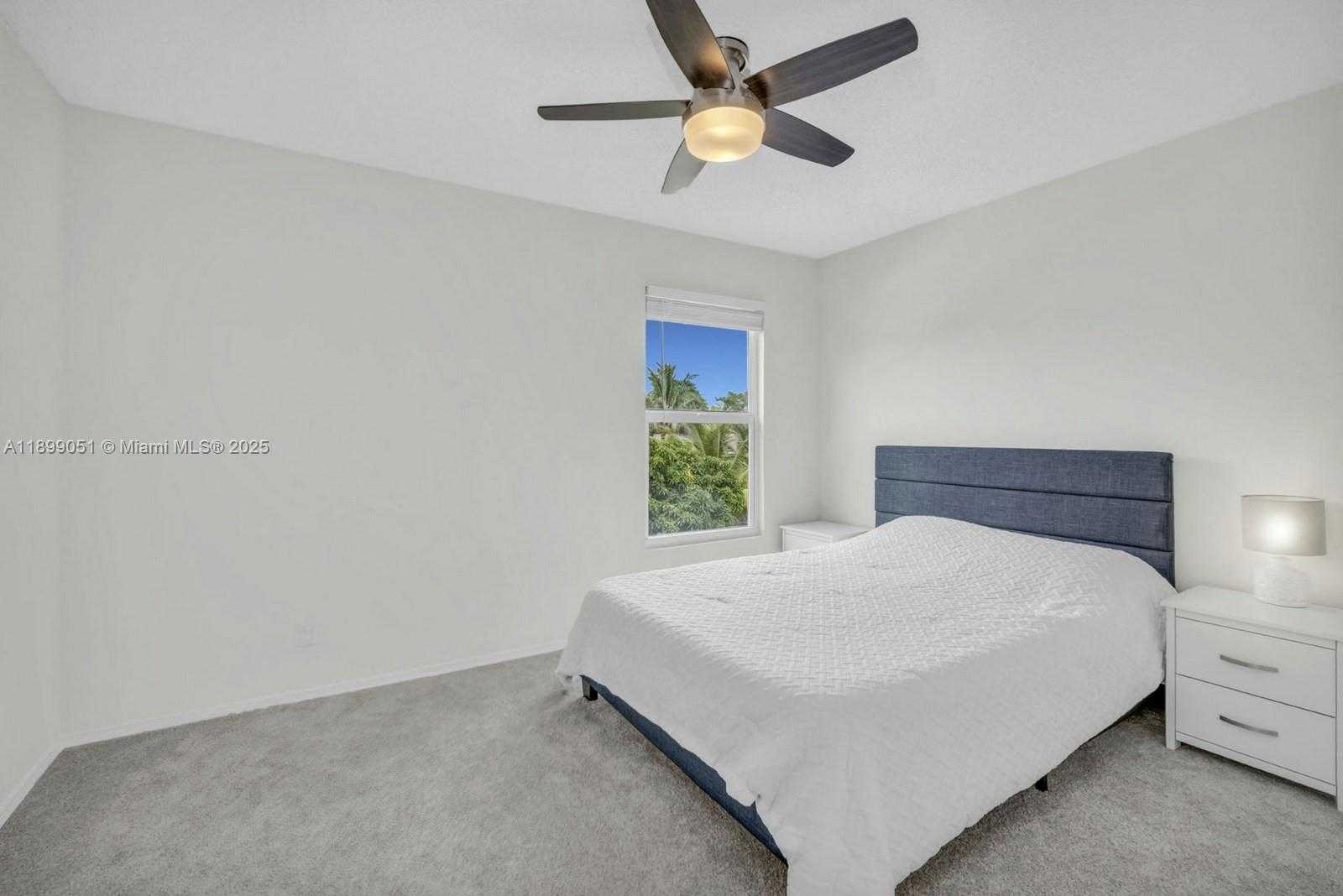 Small Image of 10045 GROVE LN, Cooper City Number 35