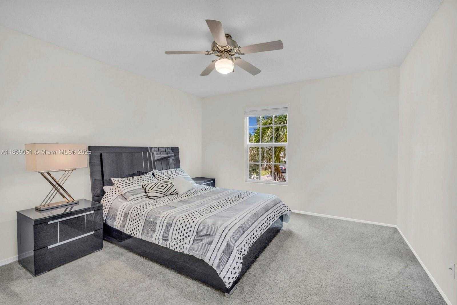 Small Image of 10045 GROVE LN, Cooper City Number 38