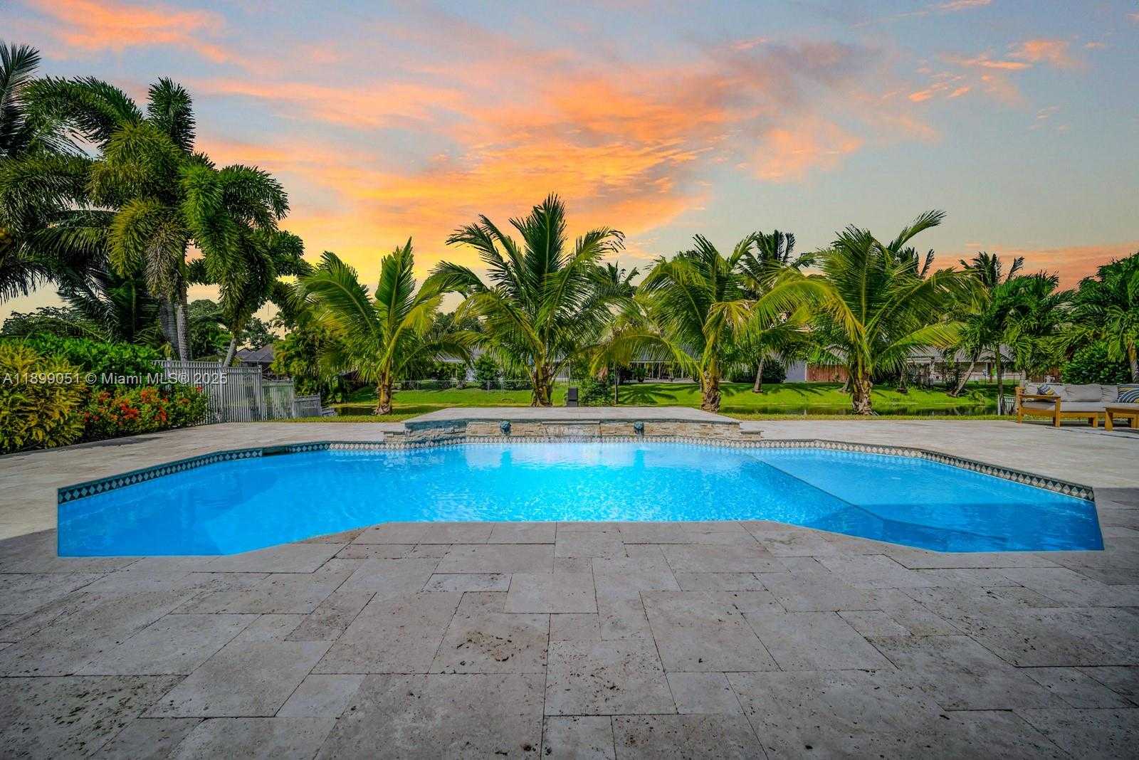 Small Image of 10045 GROVE LN, Cooper City Number 41