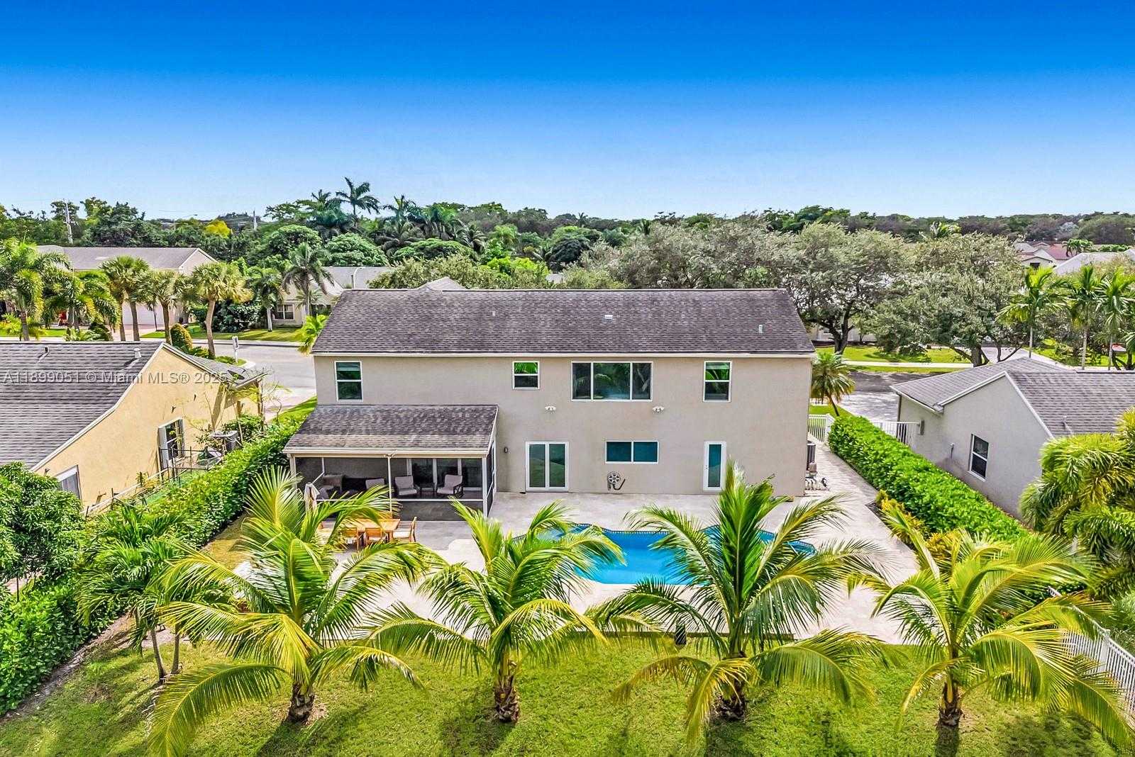 Small Image of 10045 GROVE LN, Cooper City Number 57
