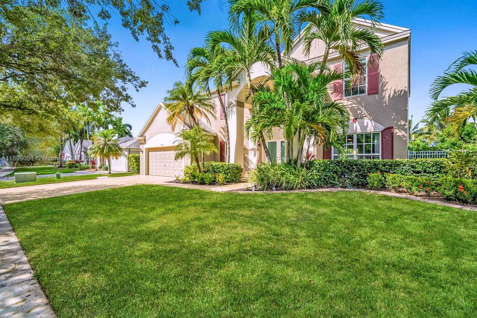 Small Image of 10045 GROVE LN, Cooper City Number 7