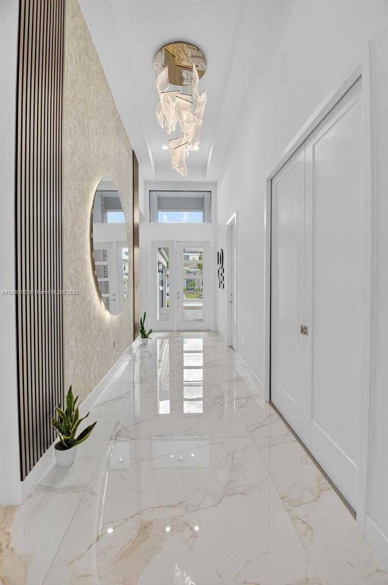 Small Image of 8317 ESSEX COUNTRY CLUB DR, Boca Raton Number 29