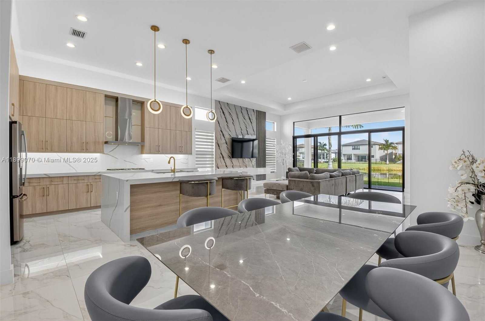 Small Image of 8317 ESSEX COUNTRY CLUB DR, Boca Raton Number 32
