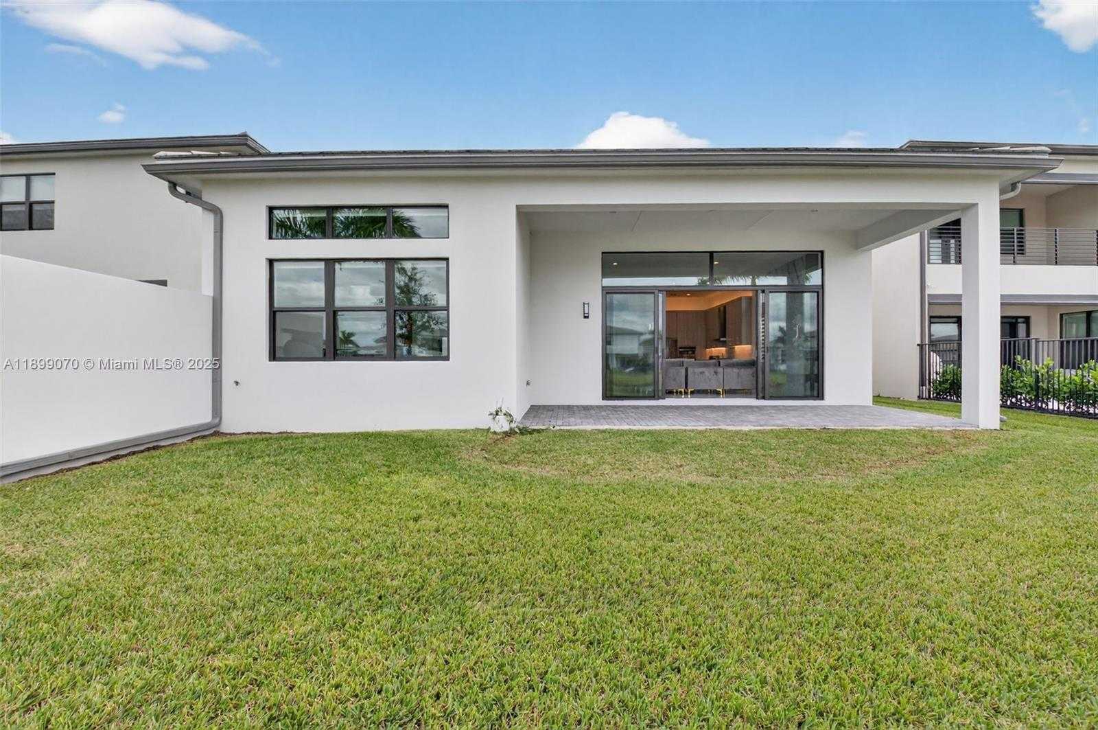 Small Image of 8317 ESSEX COUNTRY CLUB DR, Boca Raton Number 40