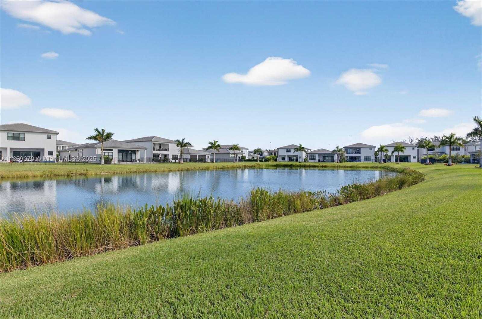 Small Image of 8317 ESSEX COUNTRY CLUB DR, Boca Raton Number 42