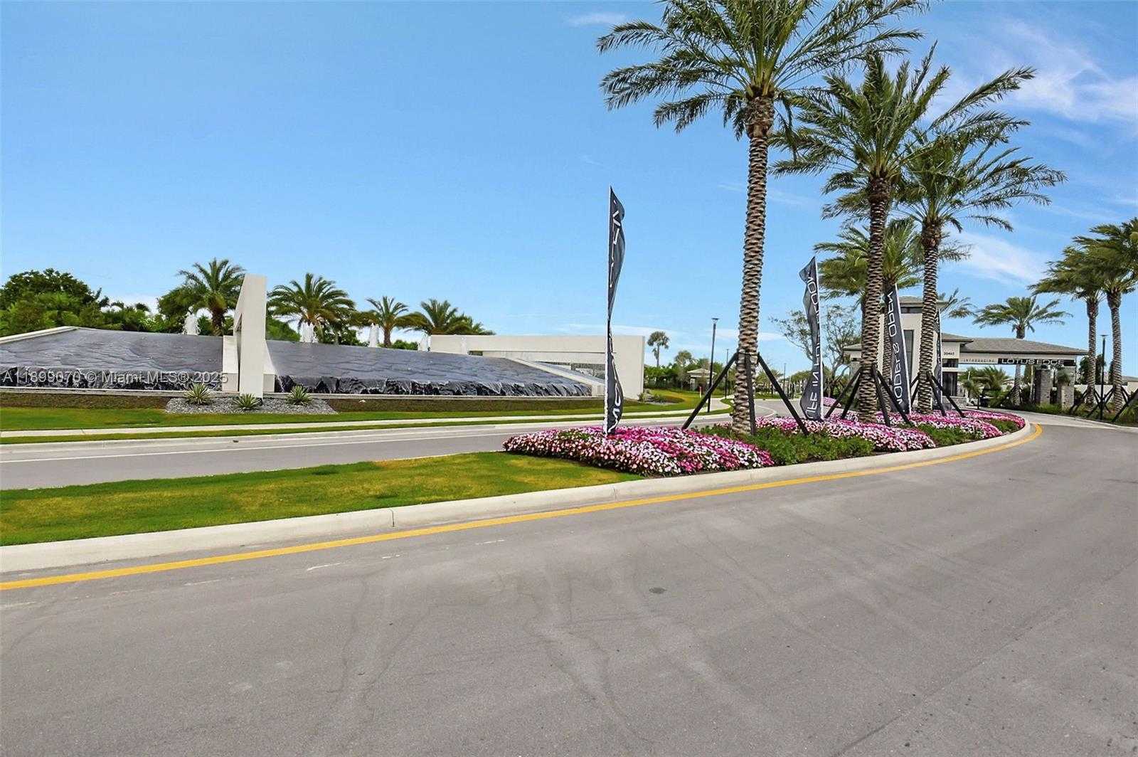 Small Image of 8317 ESSEX COUNTRY CLUB DR, Boca Raton Number 49