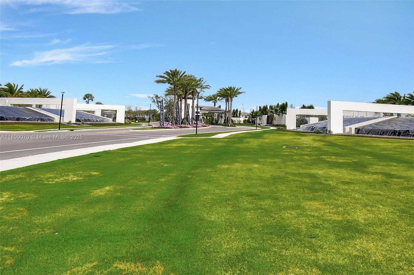 Small Image of 8317 ESSEX COUNTRY CLUB DR, Boca Raton Number 51