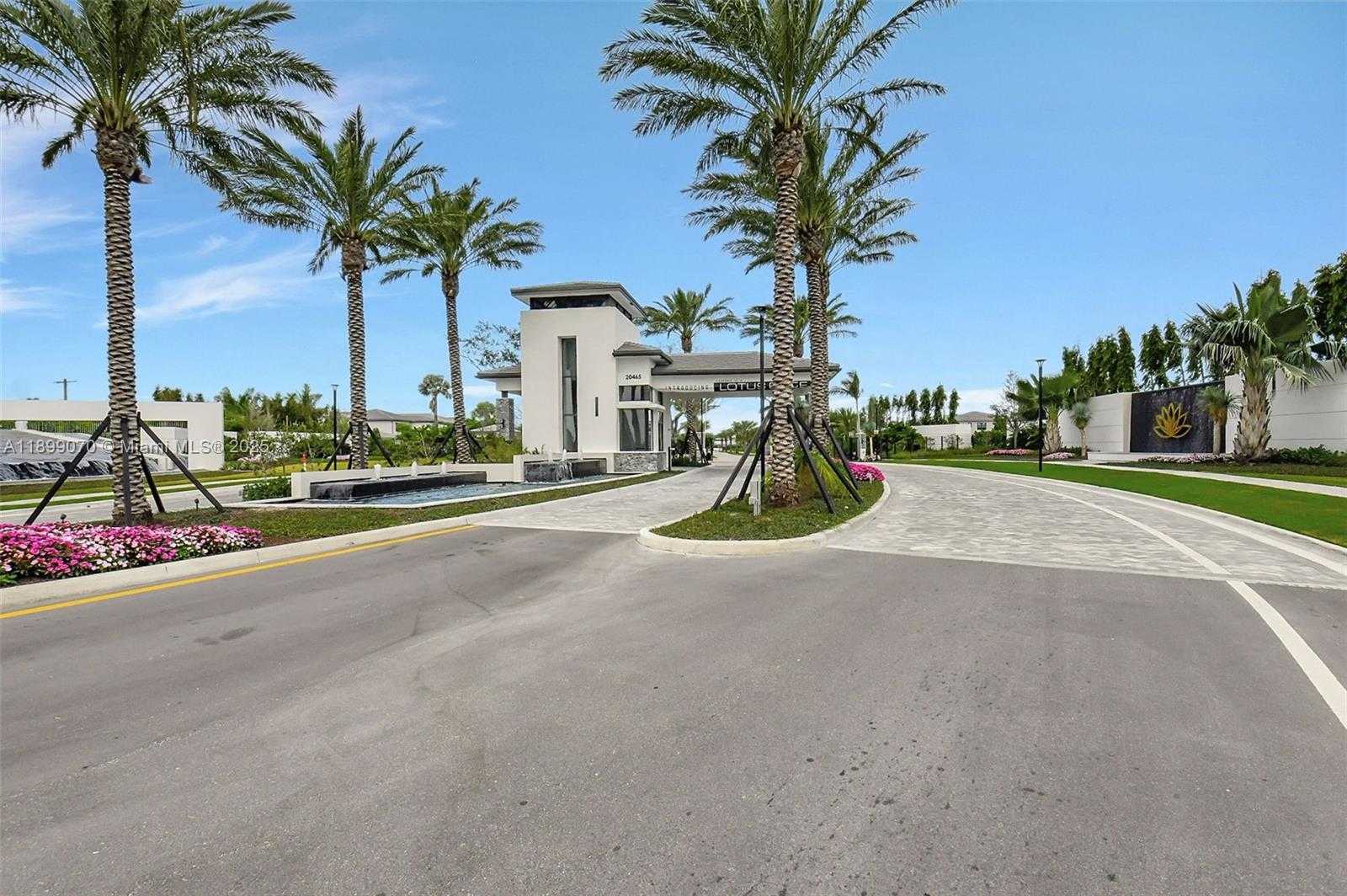 Small Image of 8317 ESSEX COUNTRY CLUB DR, Boca Raton Number 52