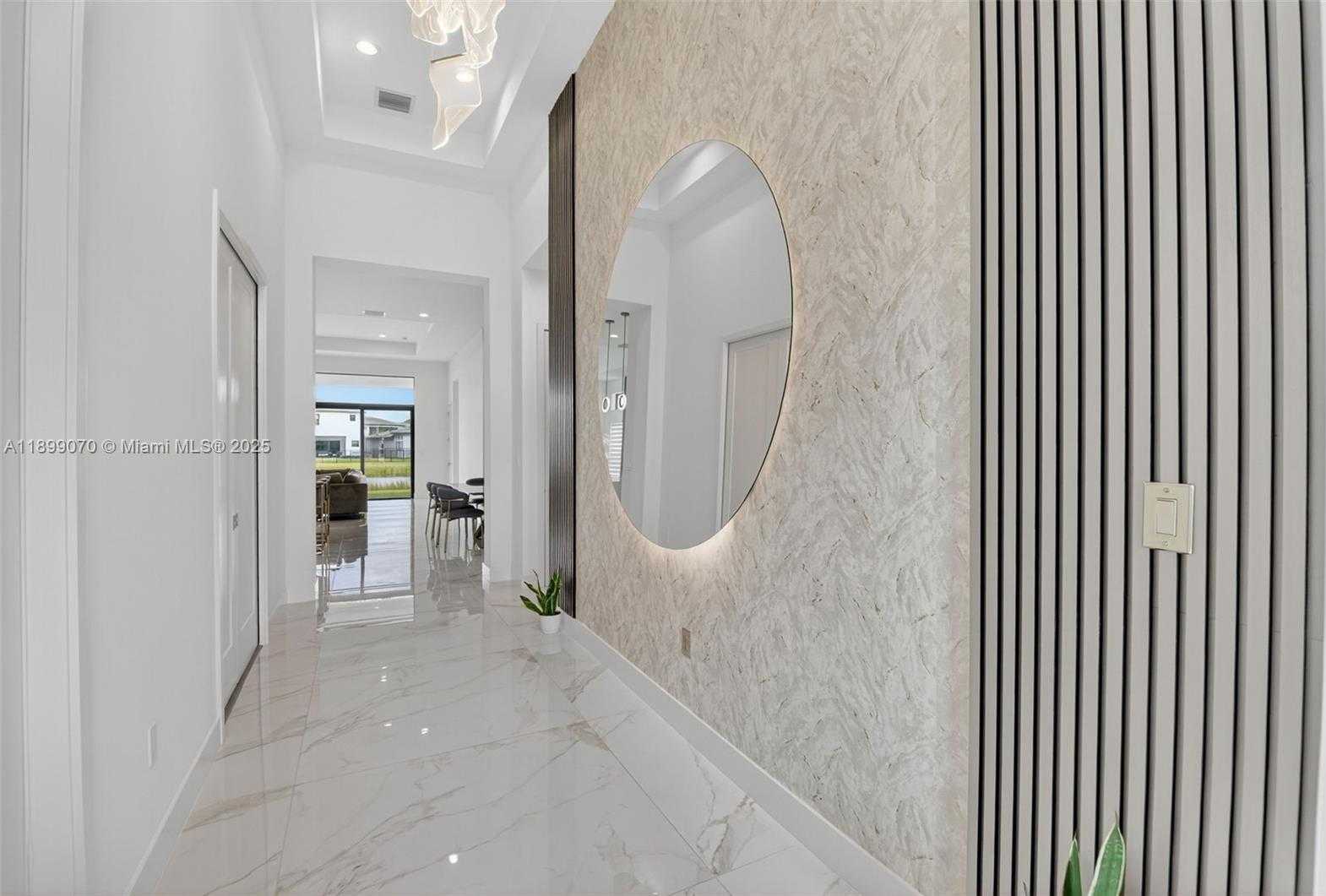 Small Image of 8317 ESSEX COUNTRY CLUB DR, Boca Raton Number 9
