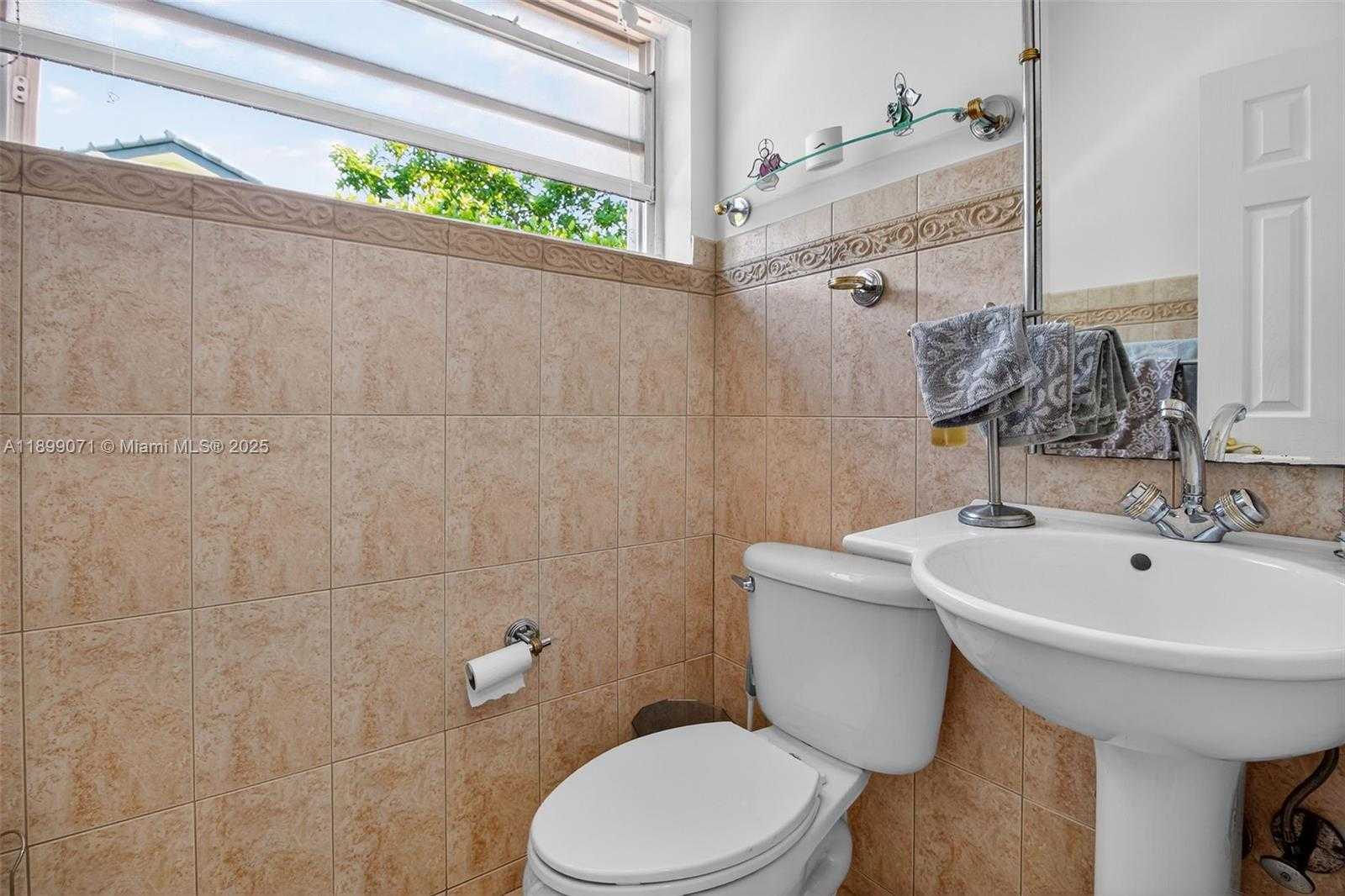 Small Image of 7720 SOUTH WEST 176TH ST, Palmetto Bay Number 54