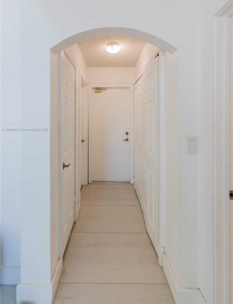Small Image of Weston Number 61