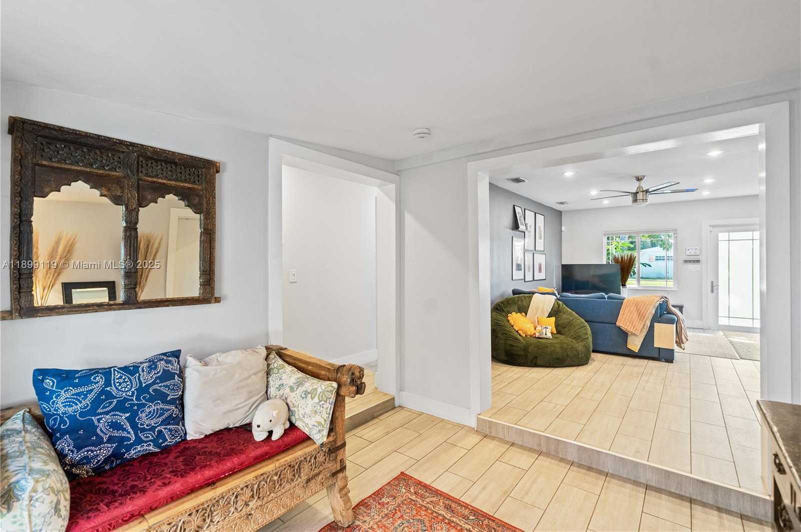 Small Image of 2447 WILSON ST, Hollywood Number 17