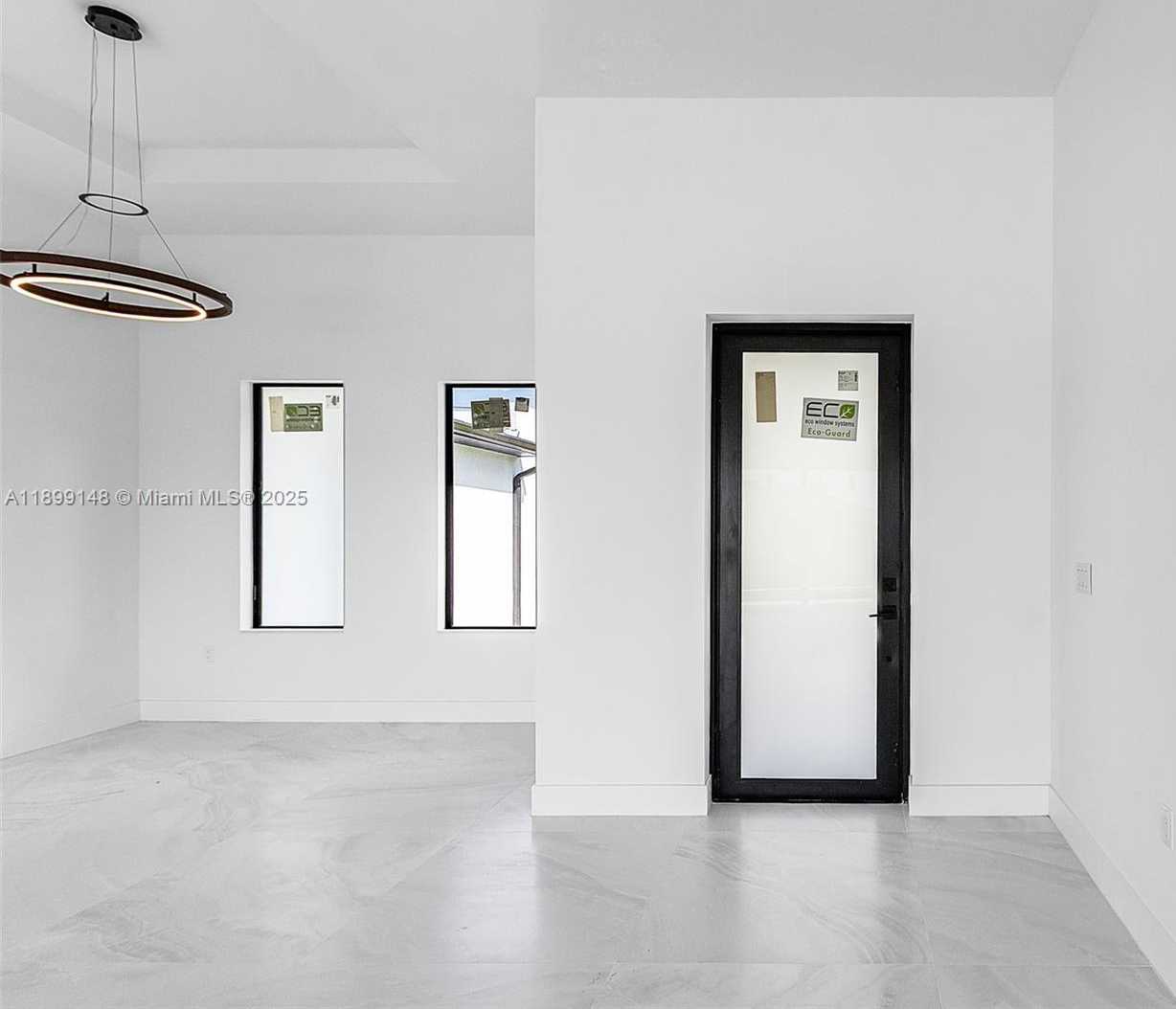 Small Image of 4113 36TH LN, Cape Coral Number 11