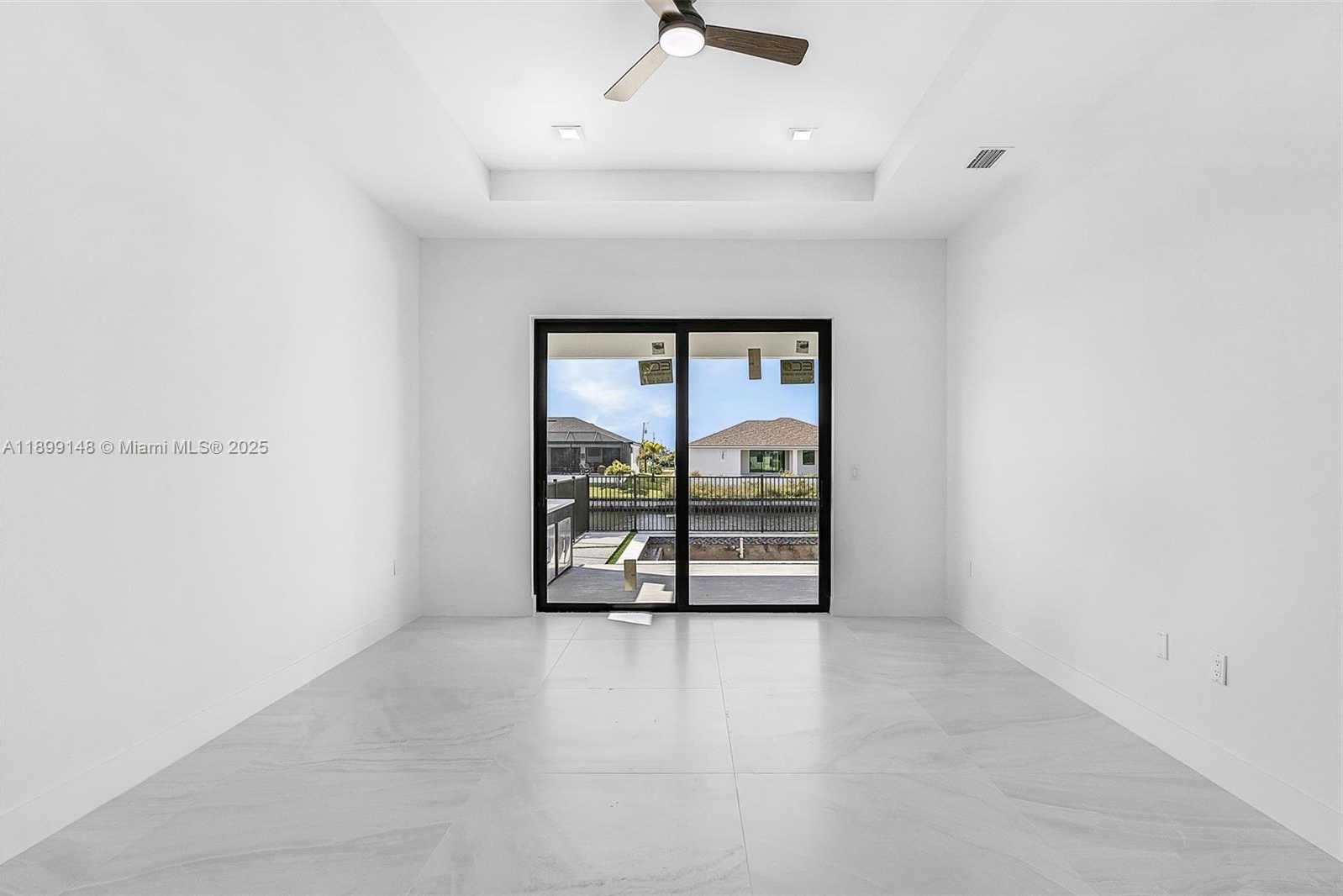 Small Image of 4113 36TH LN, Cape Coral Number 16