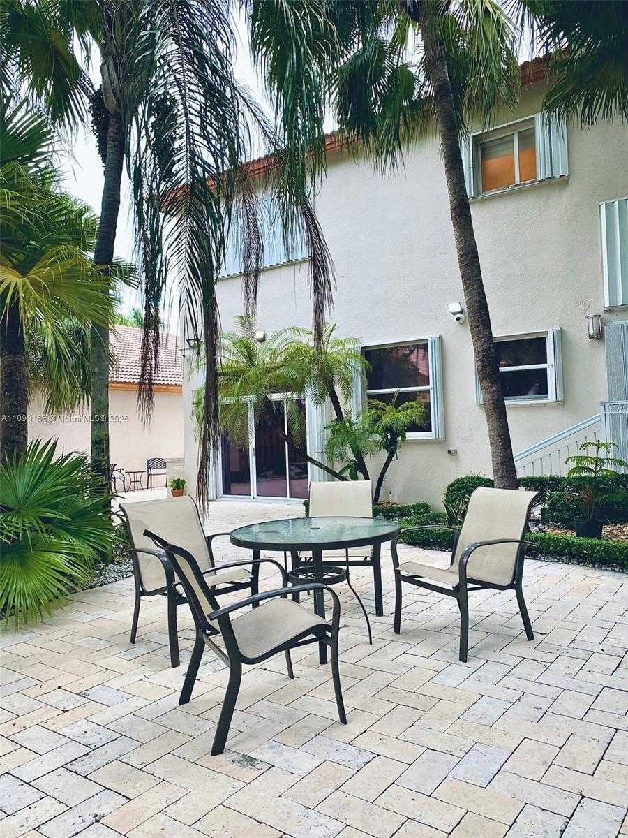 Small Image of 5926 NORTH WEST 110TH CT, Doral Number 42