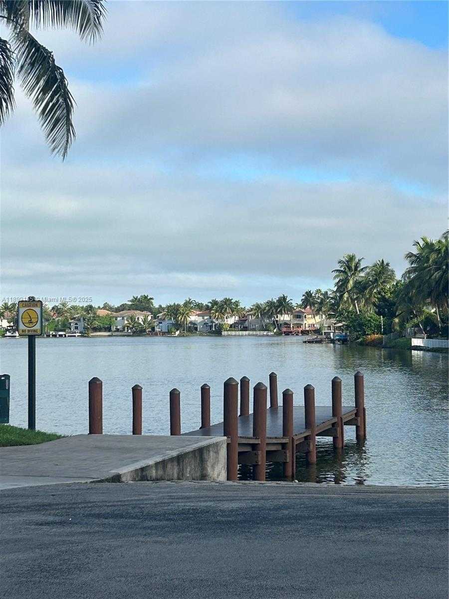 Small Image of 5926 NORTH WEST 110TH CT, Doral Number 51