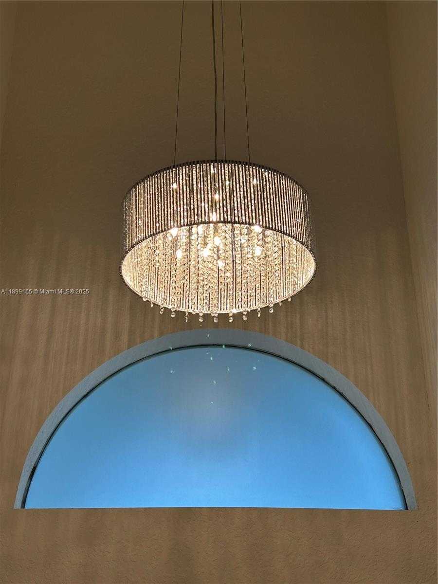 Small Image of 5926 NORTH WEST 110TH CT, Doral Number 9