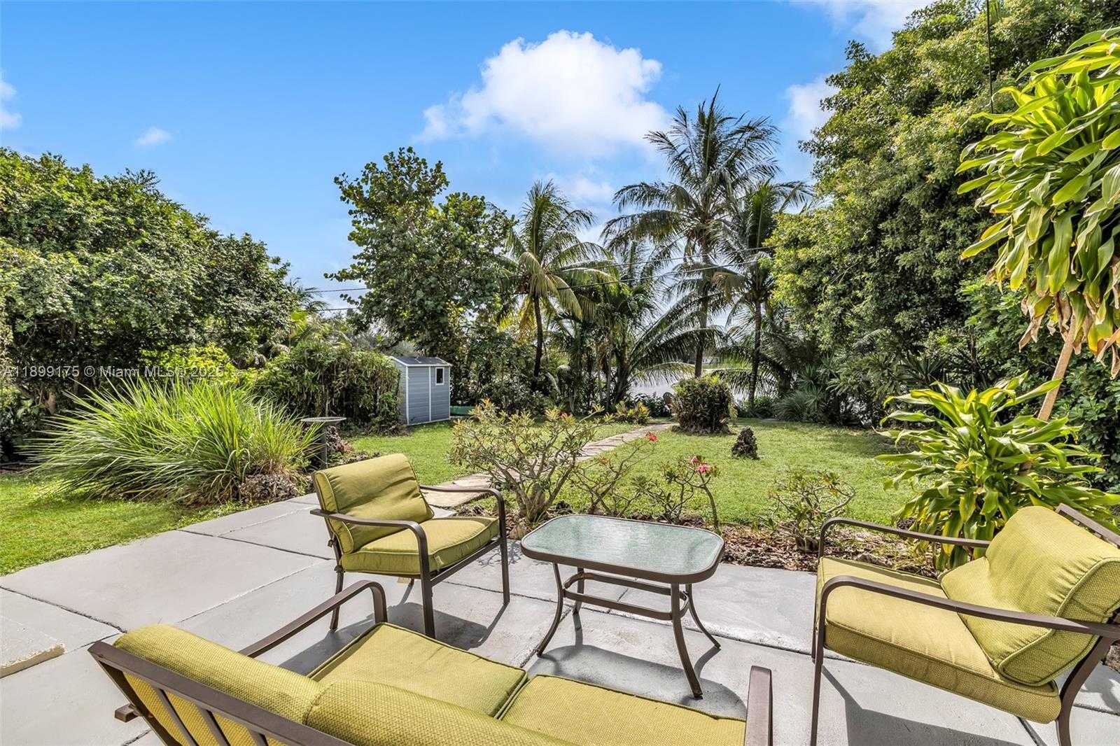 Small Image of 1860 NORTH EAST 157TH TER, North Miami Beach Number 28