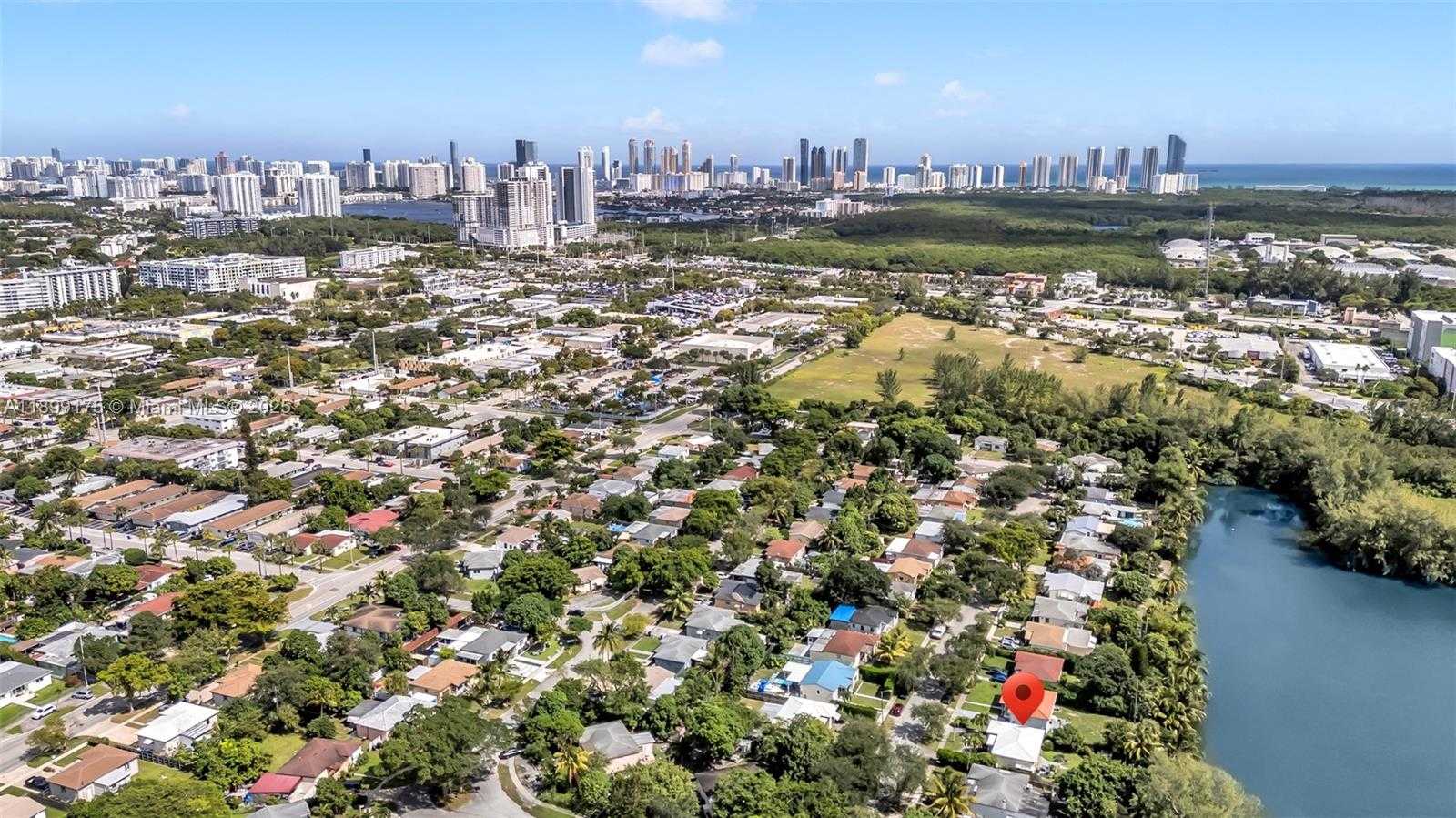 Small Image of 1860 NORTH EAST 157TH TER, North Miami Beach Number 34