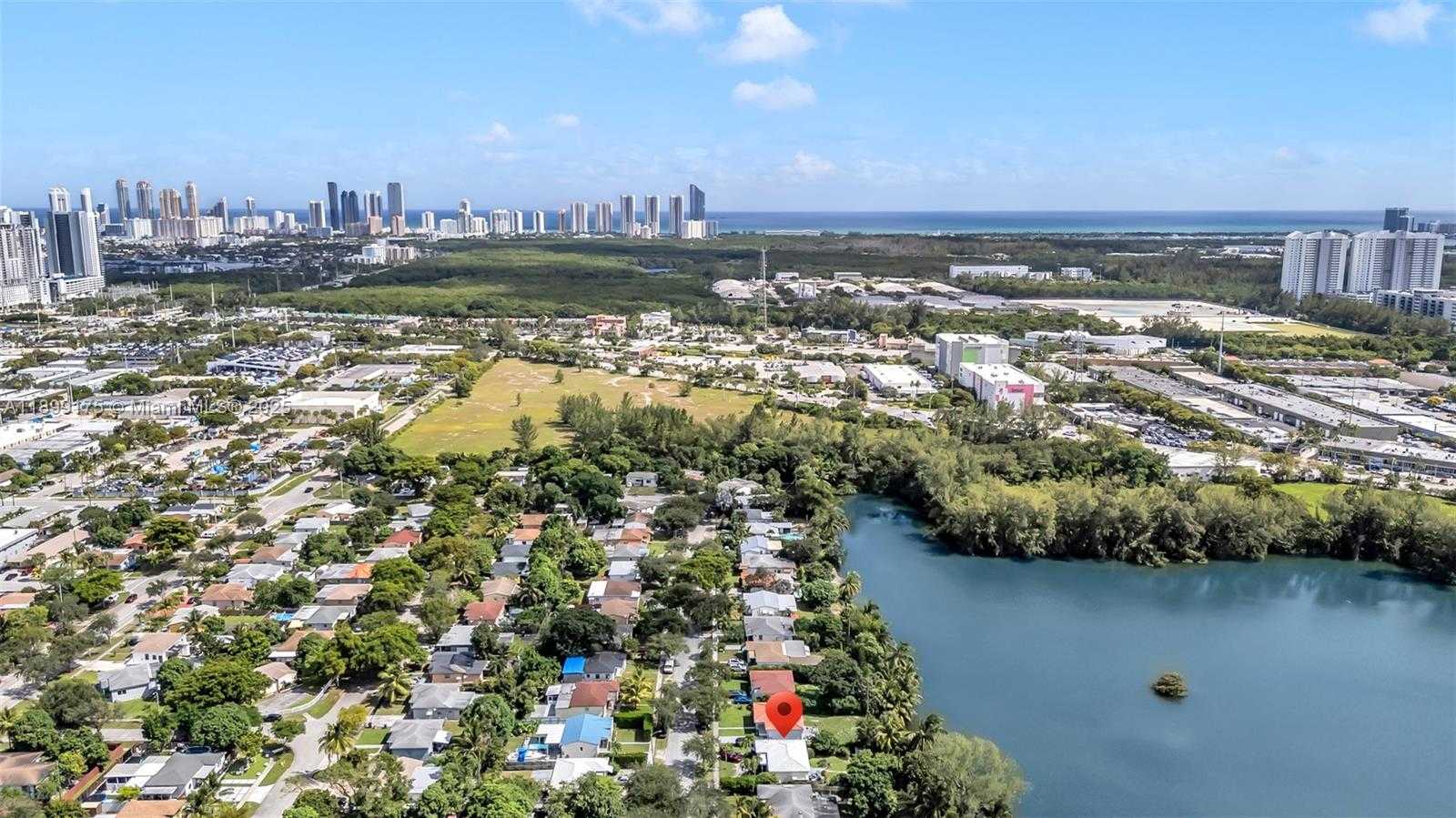 Small Image of 1860 NORTH EAST 157TH TER, North Miami Beach Number 35
