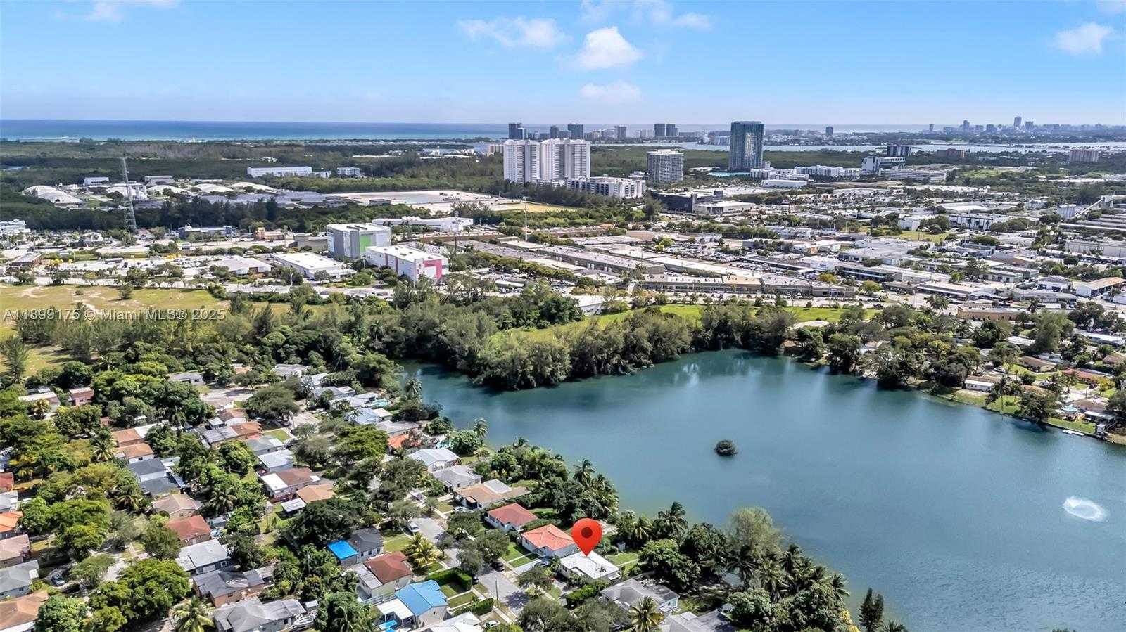 Small Image of 1860 NORTH EAST 157TH TER, North Miami Beach Number 36