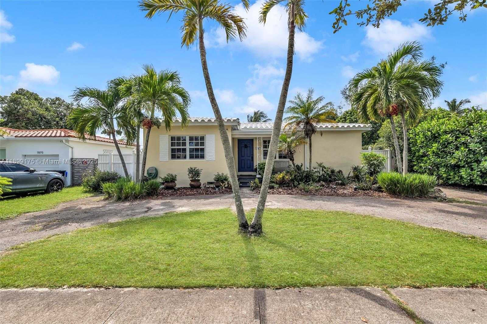 Small Image of 1860 NORTH EAST 157TH TER, North Miami Beach Number 5