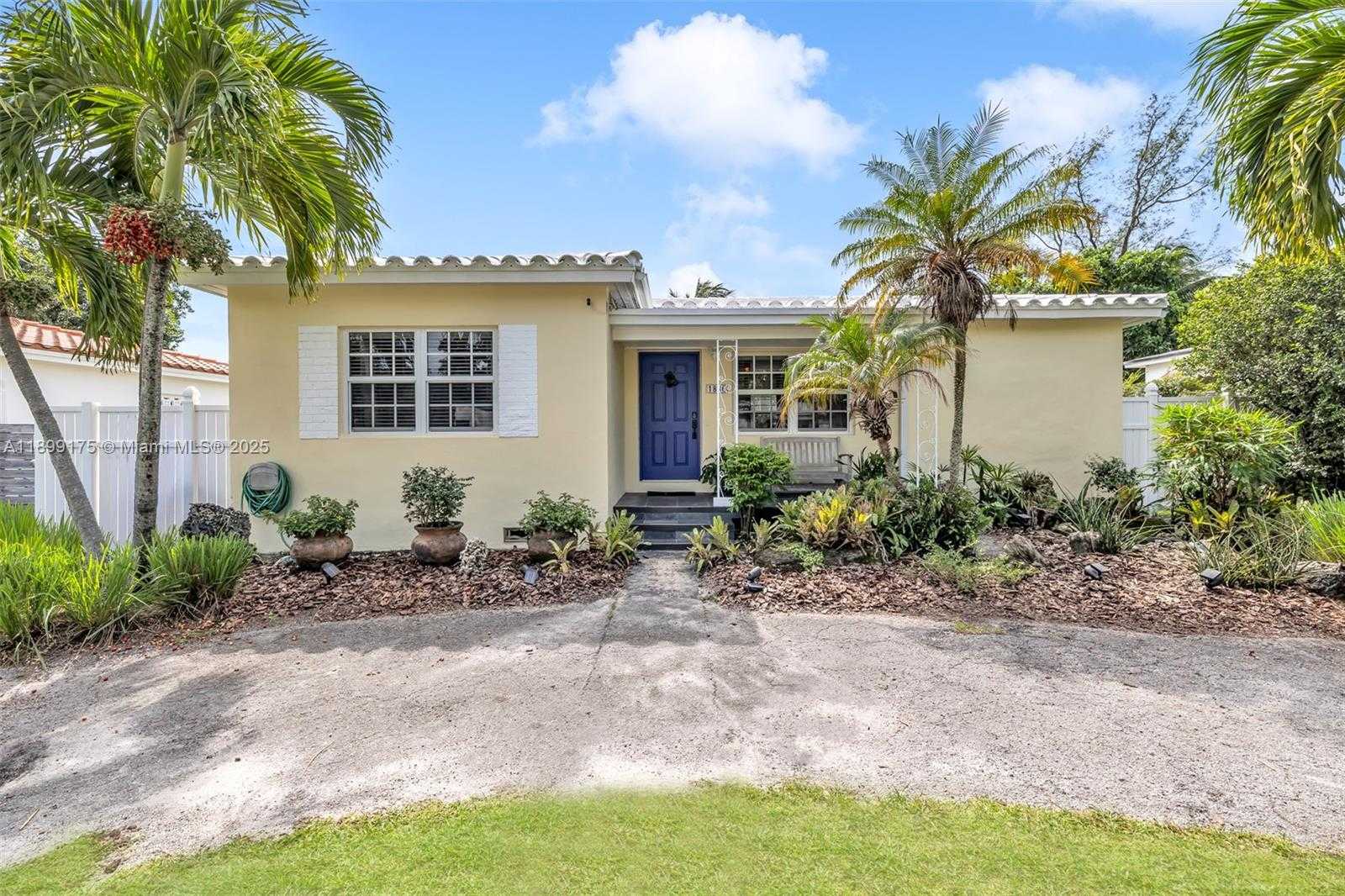 Small Image of 1860 NORTH EAST 157TH TER, North Miami Beach Number 6